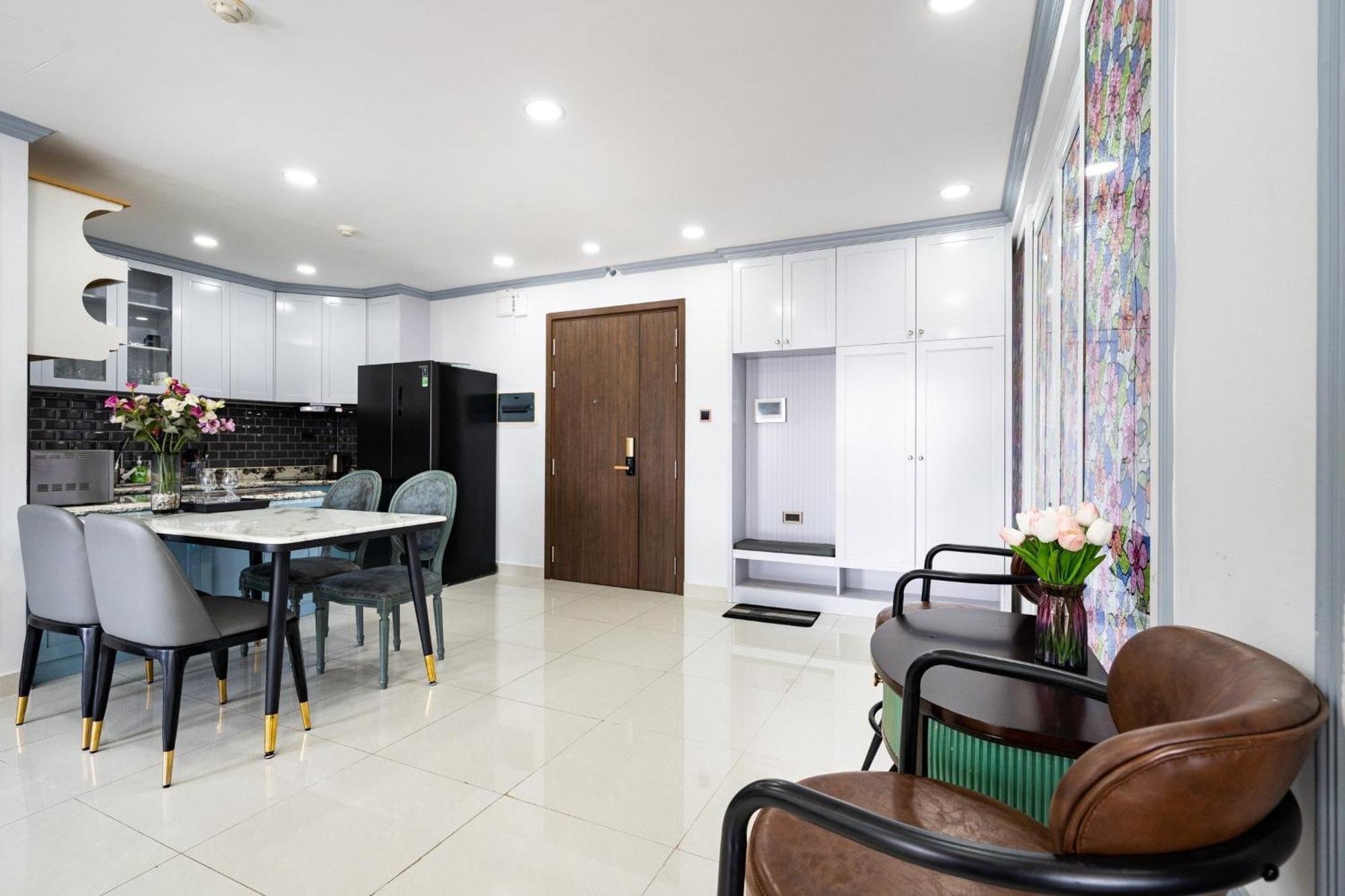 Lyn'S Home-River Gate- Pool- Gym-Pick Up Ho Şi Min Exterior foto